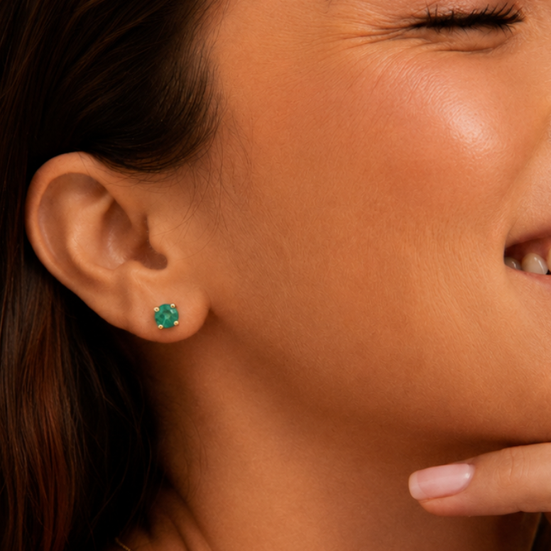 Aretes Topo con Esmeralda y Diamante, Oro 14K