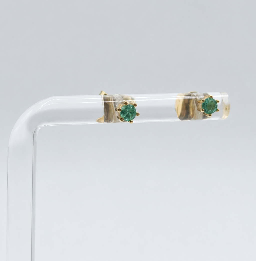 Aretes Topo con Esmeralda, Oro 14K